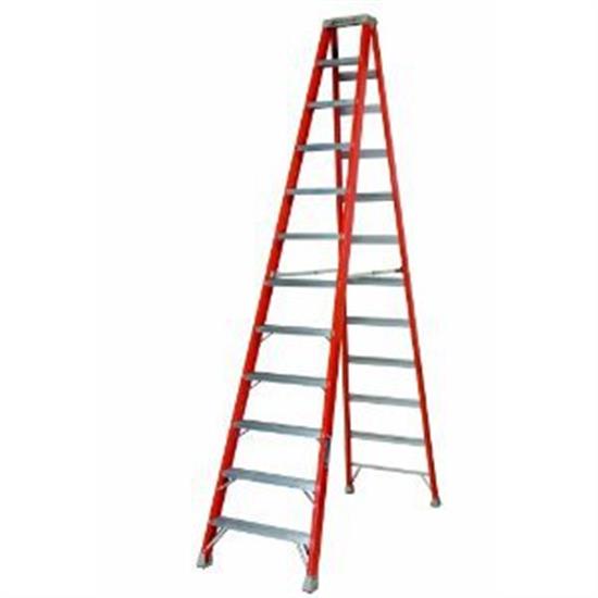 Picture of 12' LOUISVILLE STEP LADDER FIB
