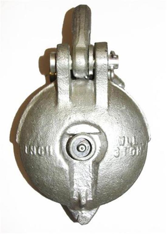 Picture of 4" PULLEY BLOCK W/EYE HDG